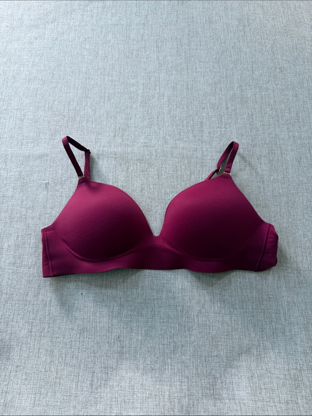 Victoria's Secret Dream Angels padded no wire Bra Size 32D